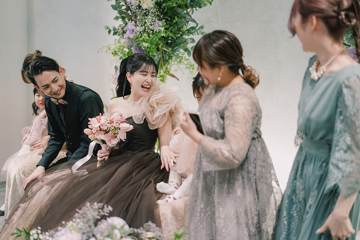 光と祝福が彩る、アートのような結婚式 イメージ